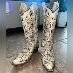 Intricate Floral Embellished Corral Boots - Buckle Exclusive Corral Boots